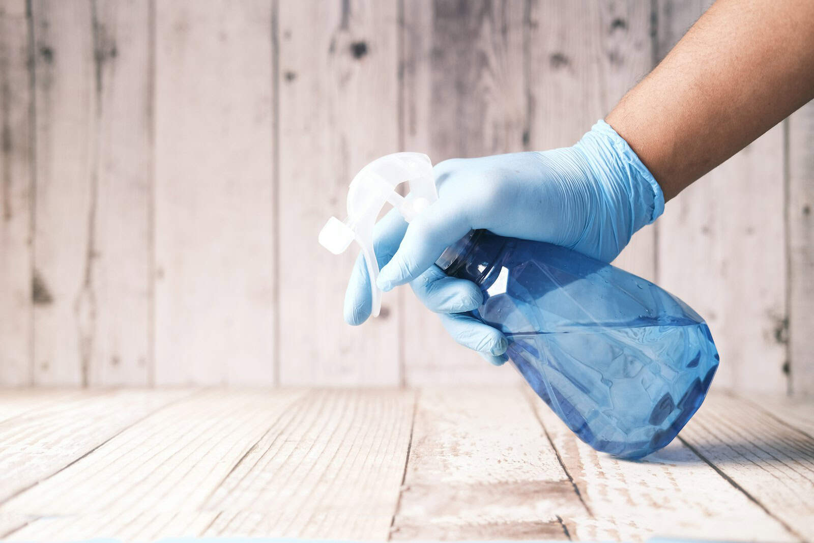 Pushing Boundaries: J&I Cleaning Introduces Its Own Professional Degreaser